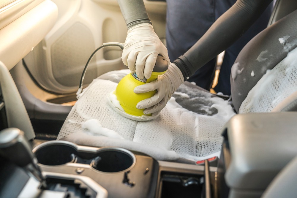 car-upholstery​-cleaning-service-Dubai